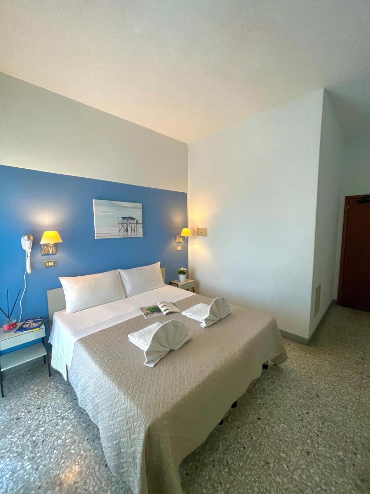 Hotel Alfa Rimini Buitenkant foto