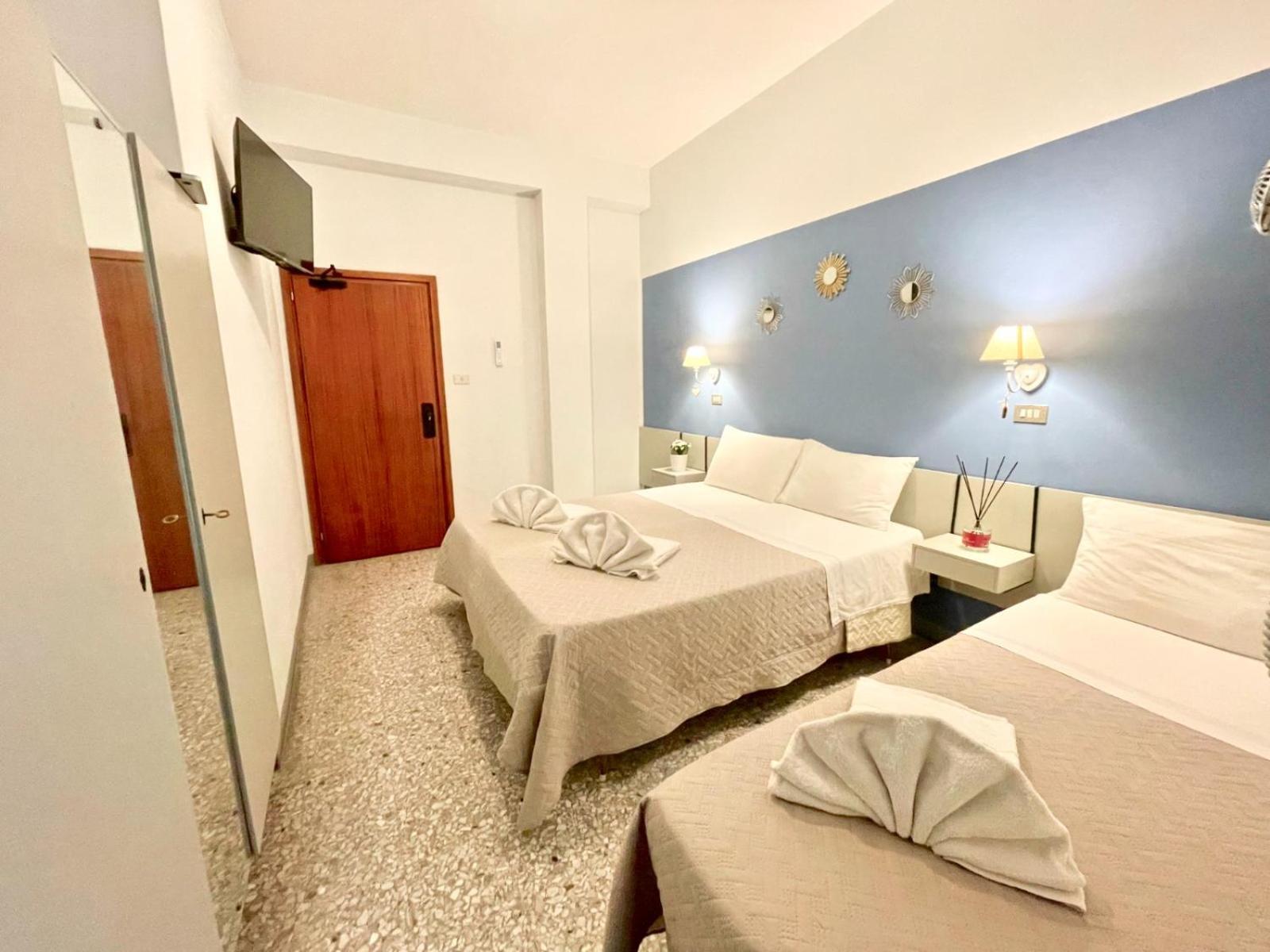 Hotel Alfa Rimini Buitenkant foto
