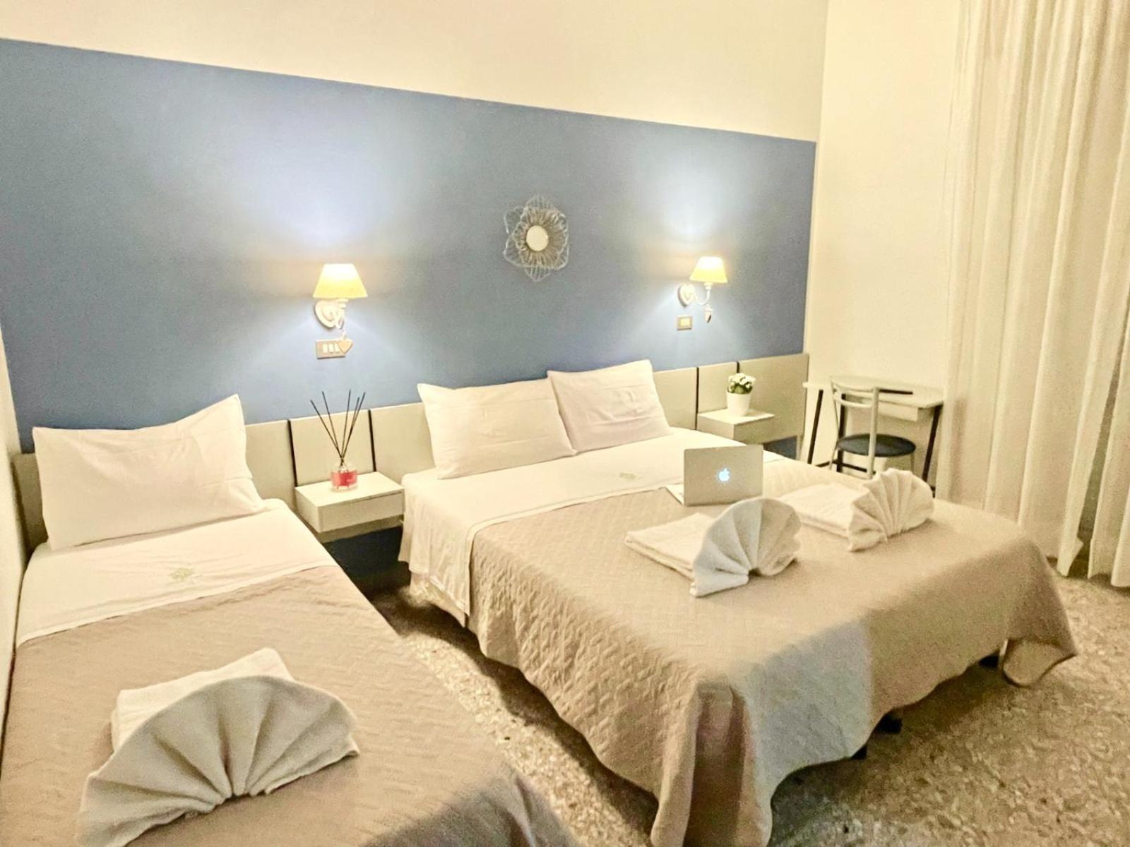 Hotel Alfa Rimini Buitenkant foto