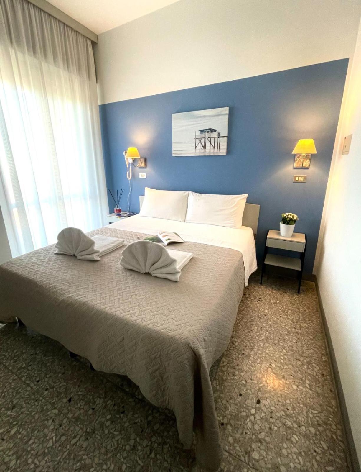 Hotel Alfa Rimini Buitenkant foto